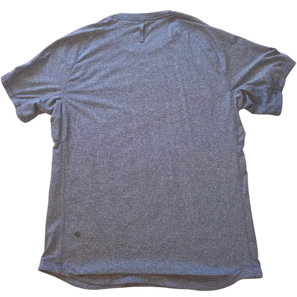 Lululemon License to Train Shirt Short Sleeve Light Blue size small or medium - Picture 9 of 11